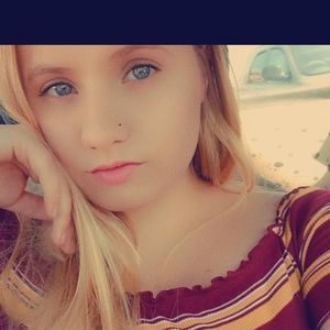 Meet your Posher, Helena